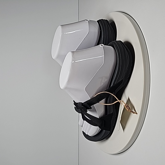 Teva Ascona Flip Flops Sandals Strappy Supportive Quick Drying Vegan Black 6 - Picture 7 of 11